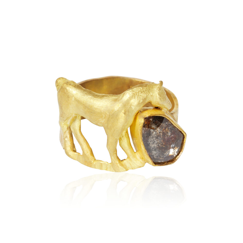 Horse and Diamond Earth
